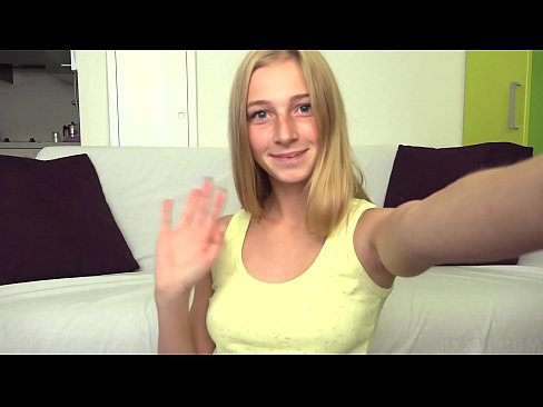 ❤️ Quando sono annoiata mi masturbo pigramente la mia figa rosa ❌ Video di sessoal it.shufflesex.ru ️❤