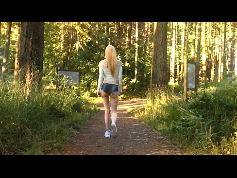 ❤️ Bella donna si muove lentamente, video non nudo ❌ Video di sessoal it.shufflesex.ru ️❤